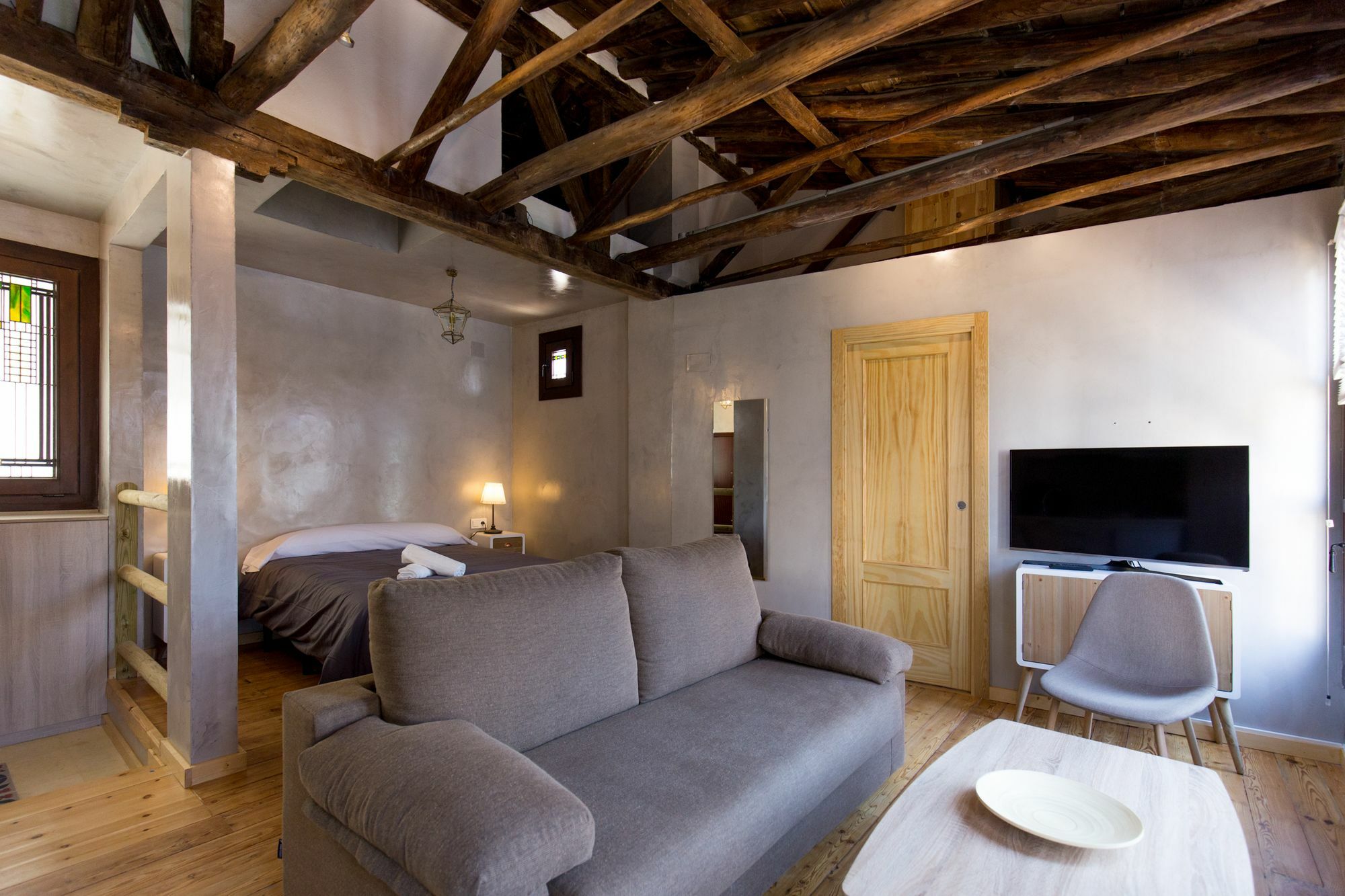 Los Lobos Suites Apartamentos Granada Luaran gambar