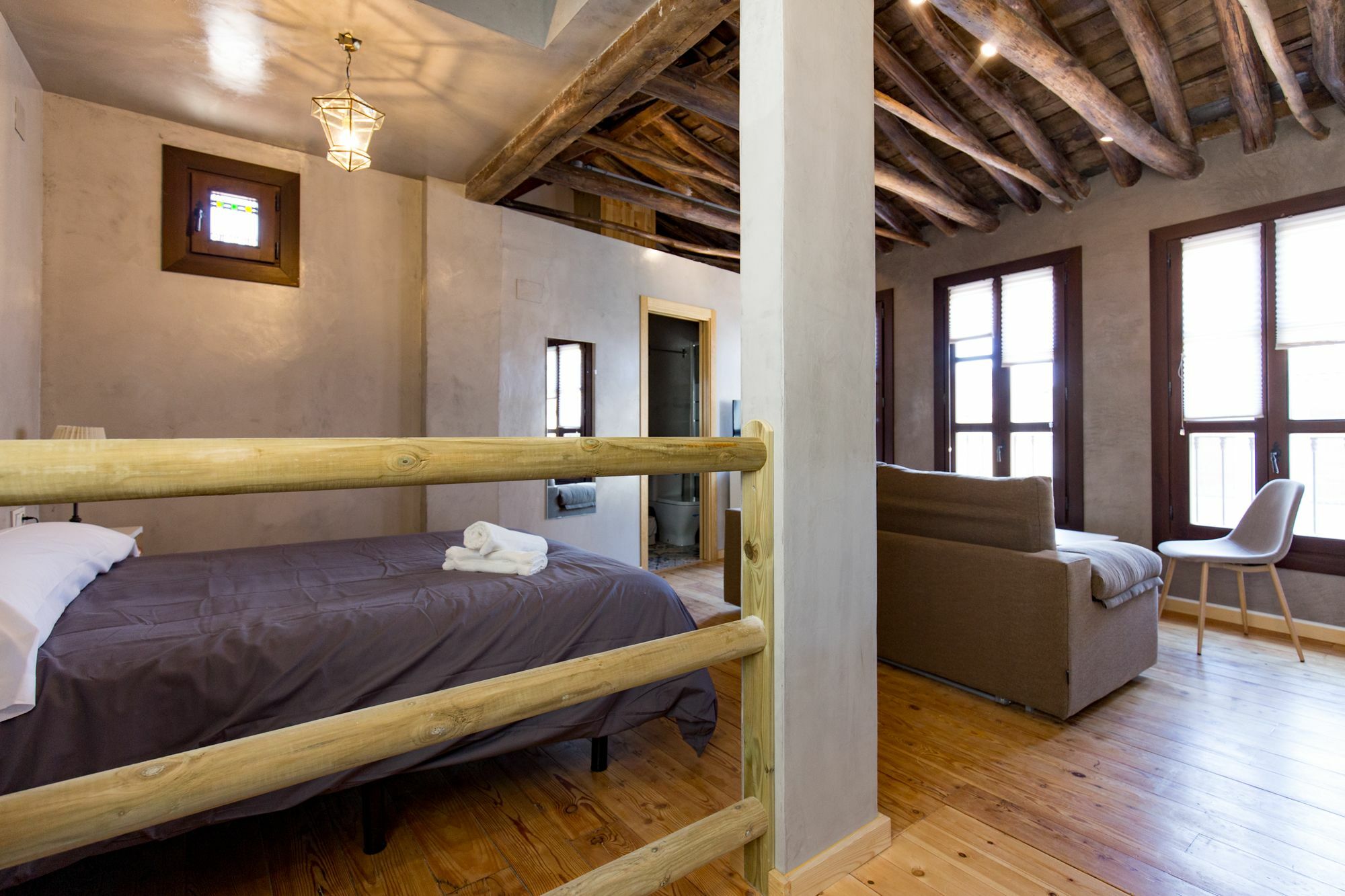 Los Lobos Suites Apartamentos Granada Luaran gambar