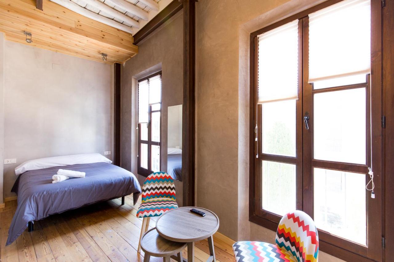 Los Lobos Suites Apartamentos Granada Luaran gambar